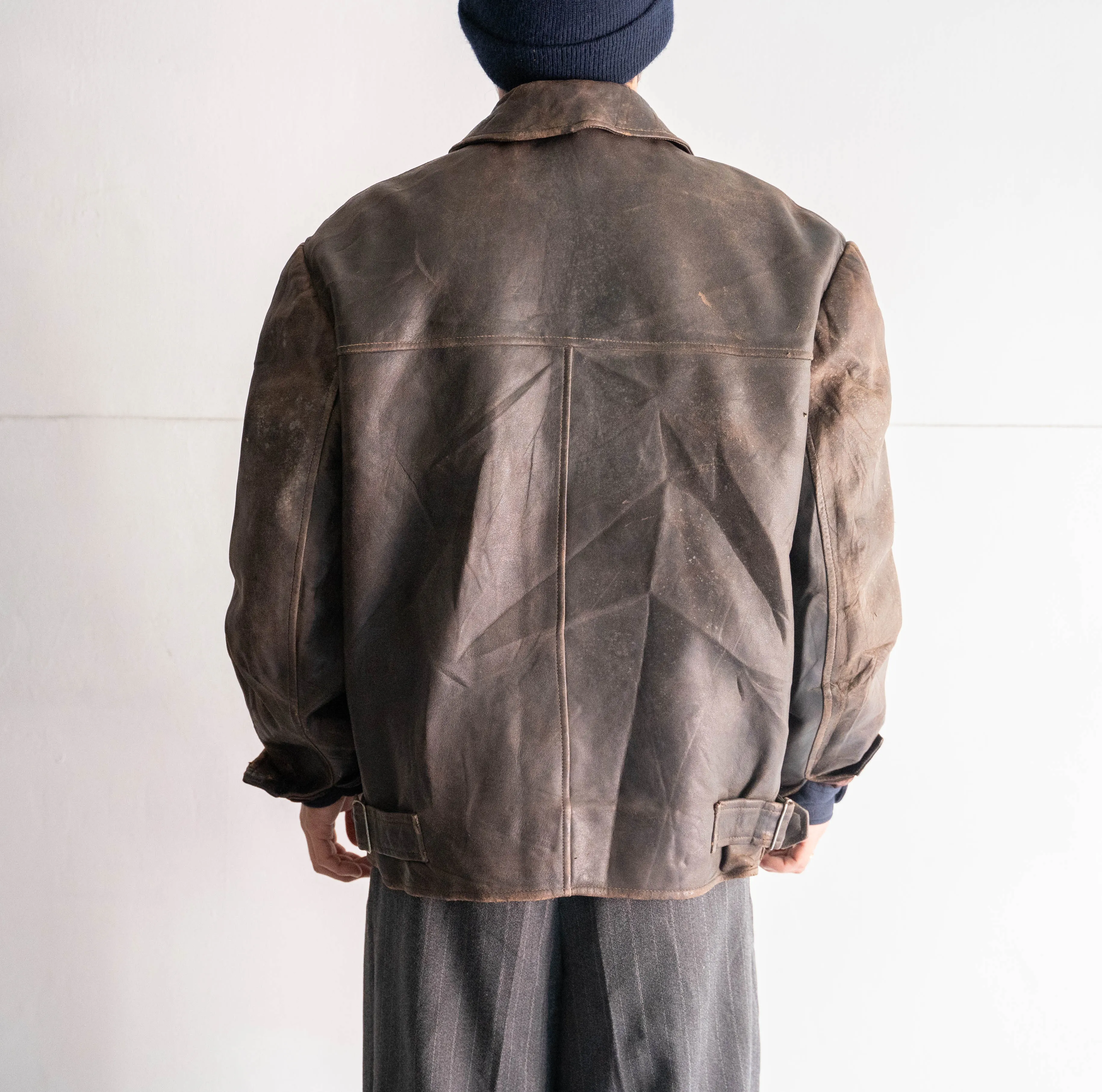 around 1960s Germany brown color leather jacket -good fade-