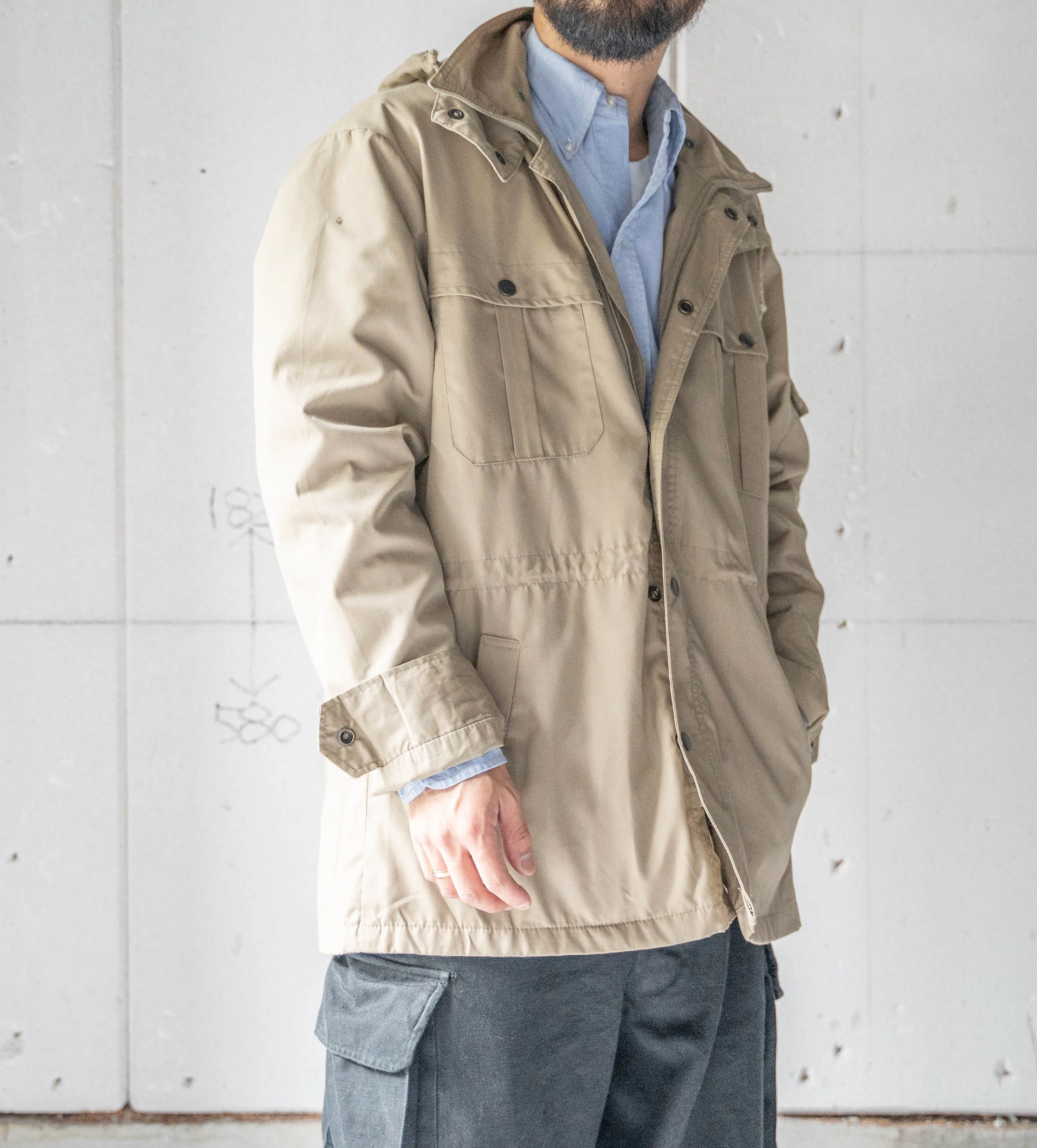 around 1980s Germany beige color 4 pockets jacket -removable hood-