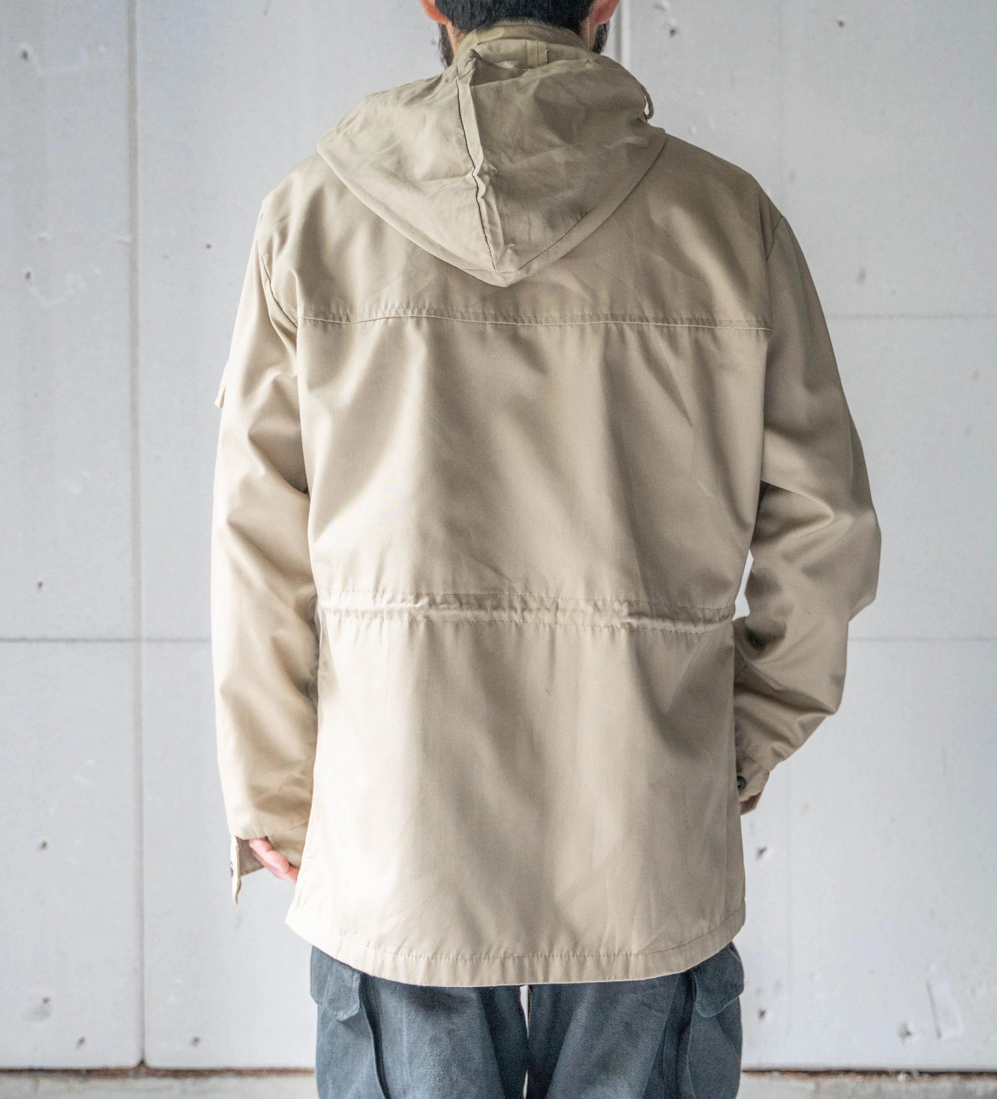 around 1980s Germany beige color 4 pockets jacket -removable hood-