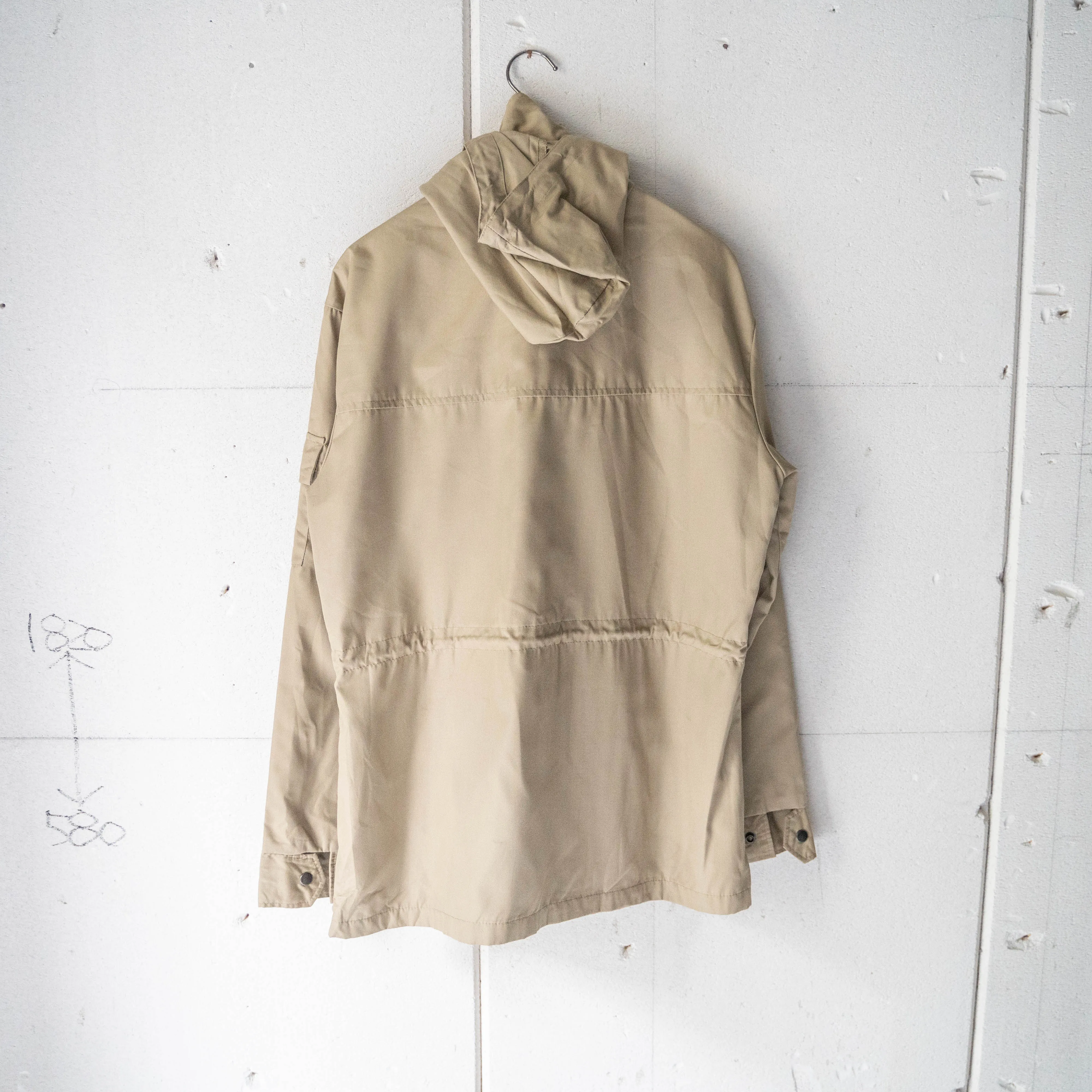 around 1980s Germany beige color 4 pockets jacket -removable hood-