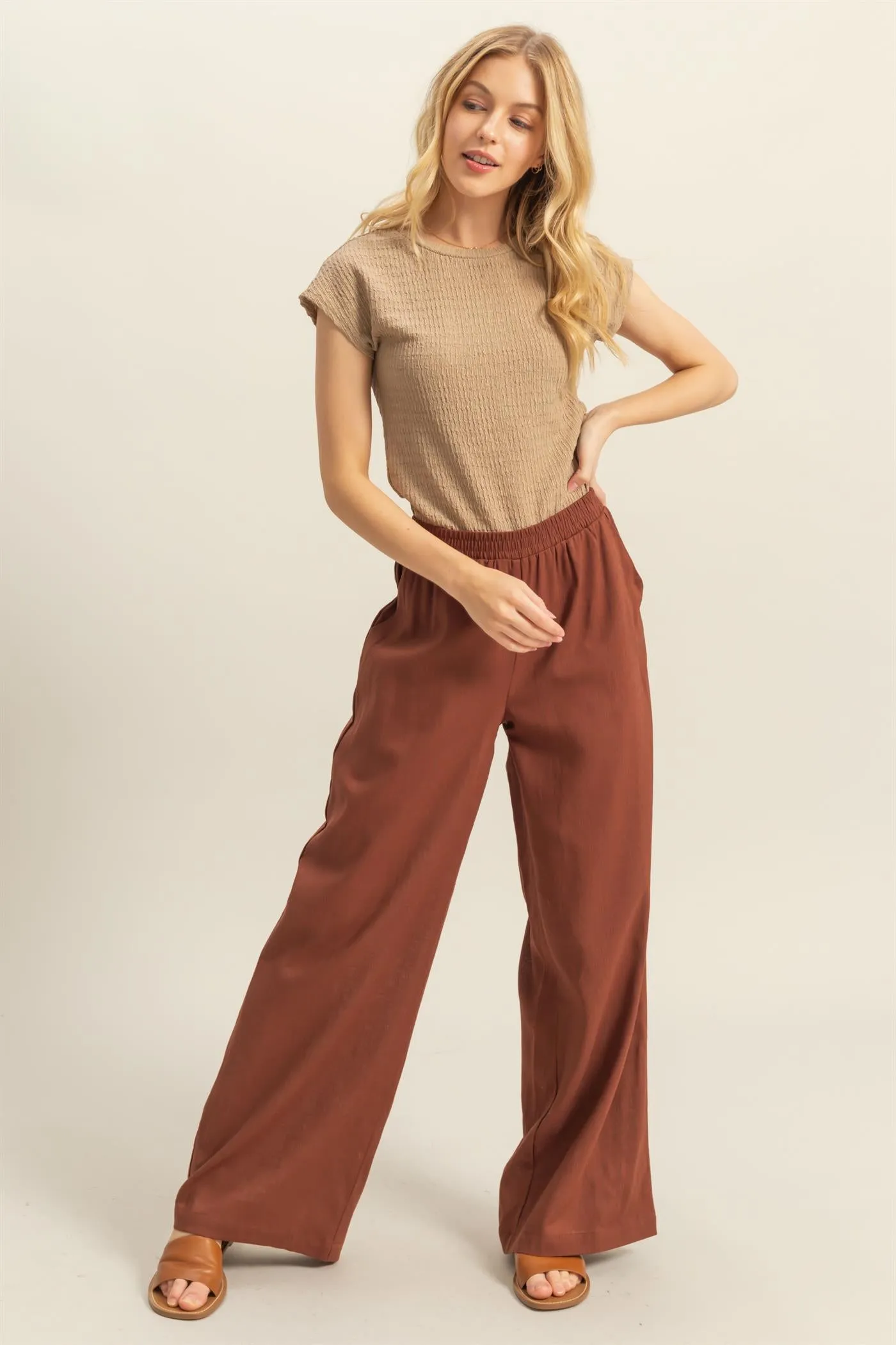 HF25A621-Elasticized Waist Linen Pants