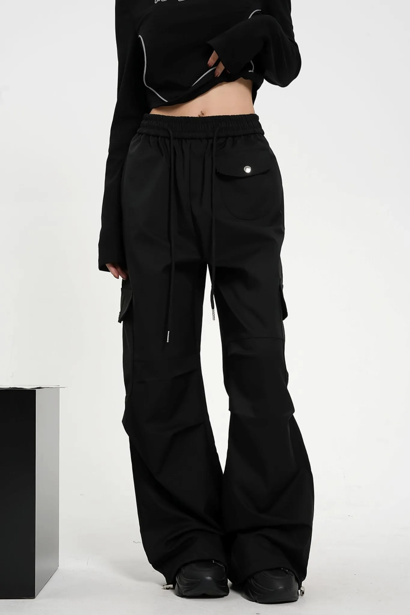 High-waisted Elasticated Waist Cargo Pants