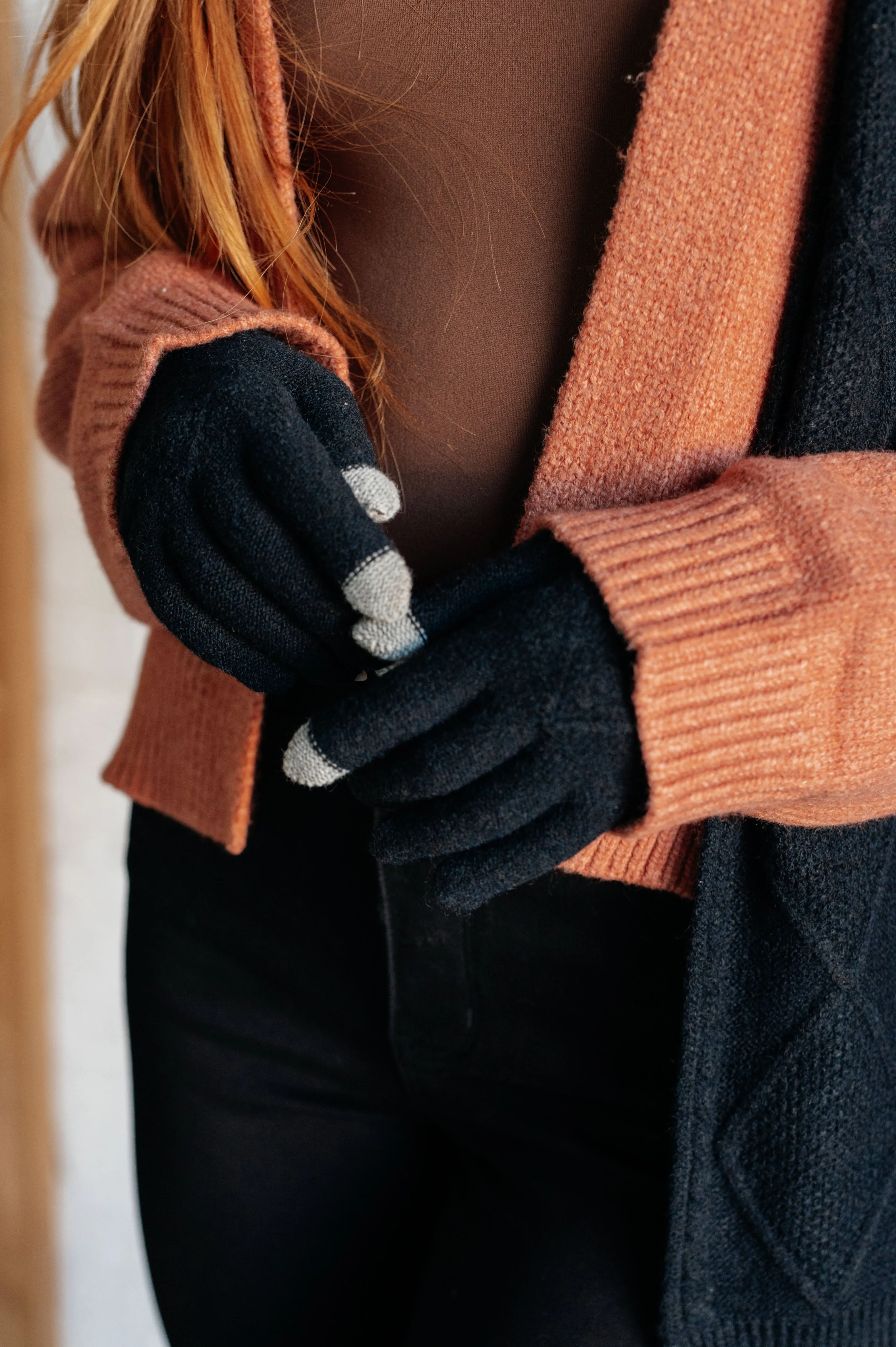 Jane Frost Beanie, Glove, and Scarf Set In Black - 12/4