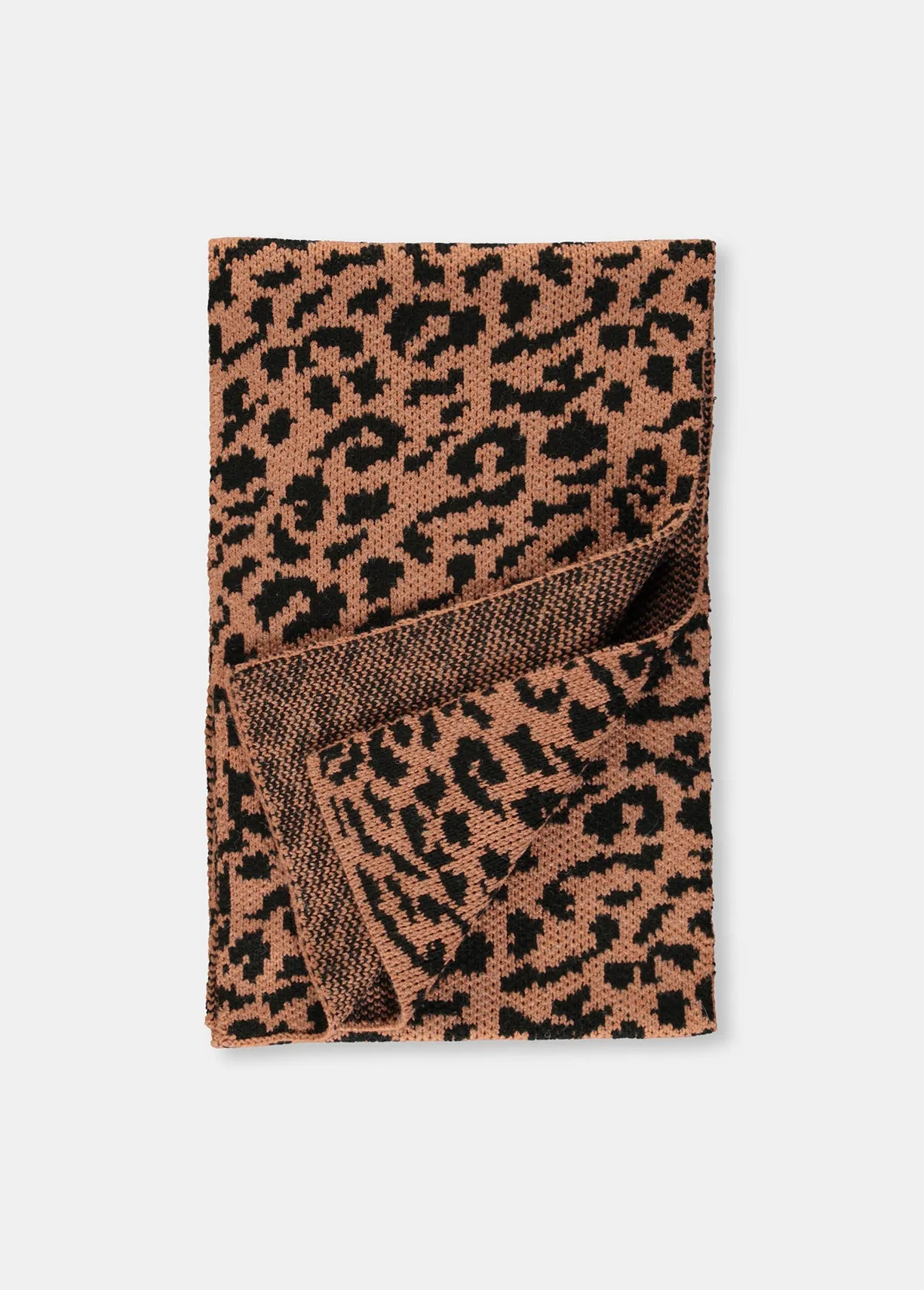 Leopard jacquard scarf