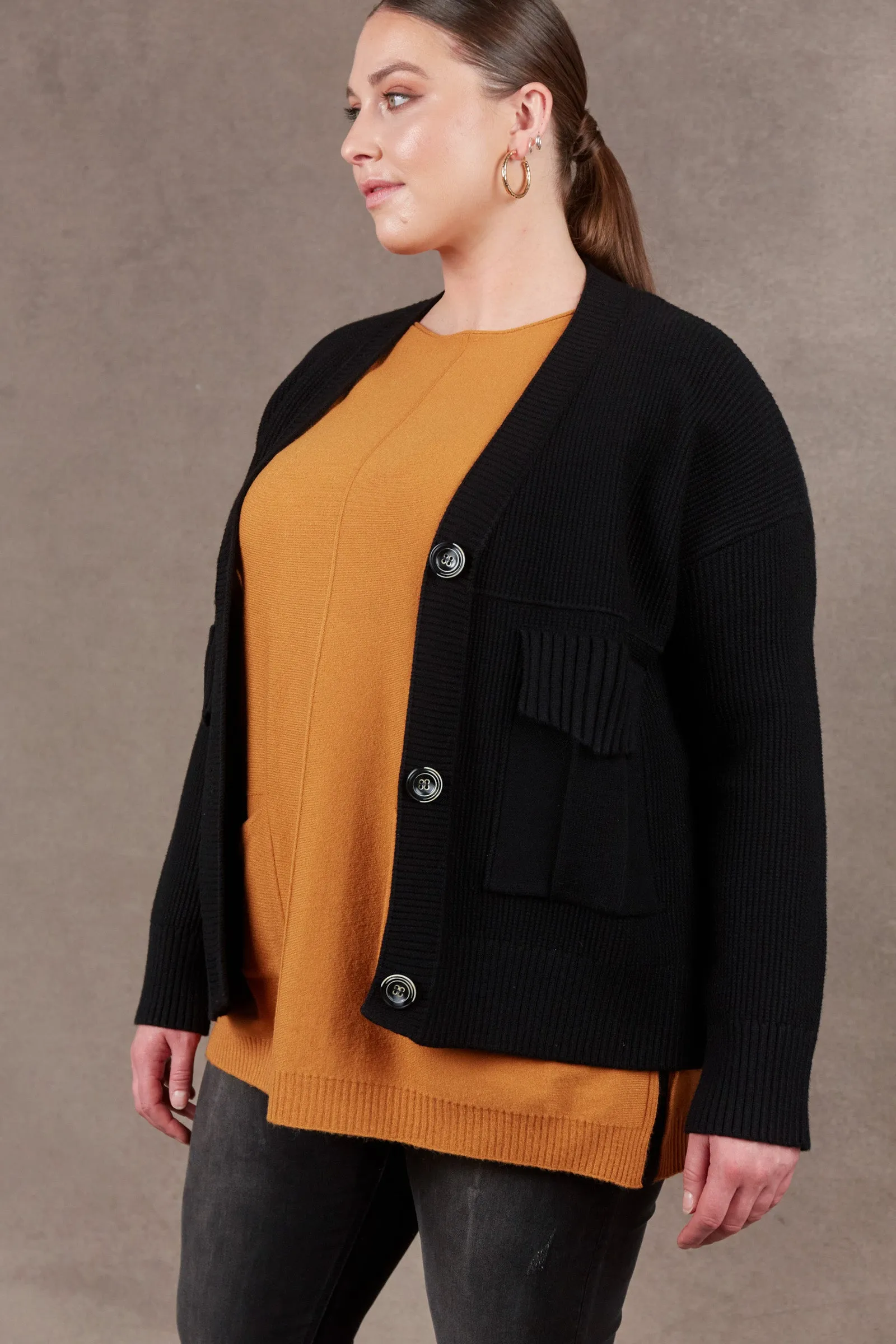 Nakako Pocket Cardigan - Ebony