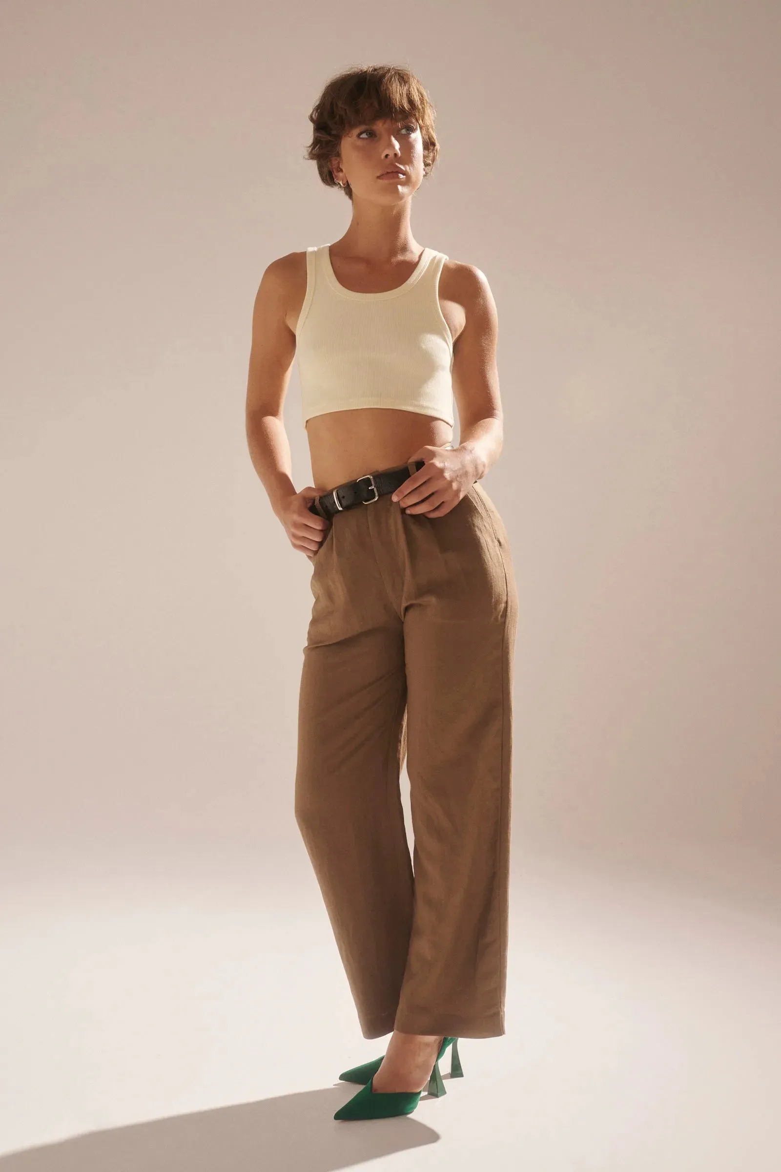 Rolla's 'Chloe Pleat Linen Pant' - Tobacco