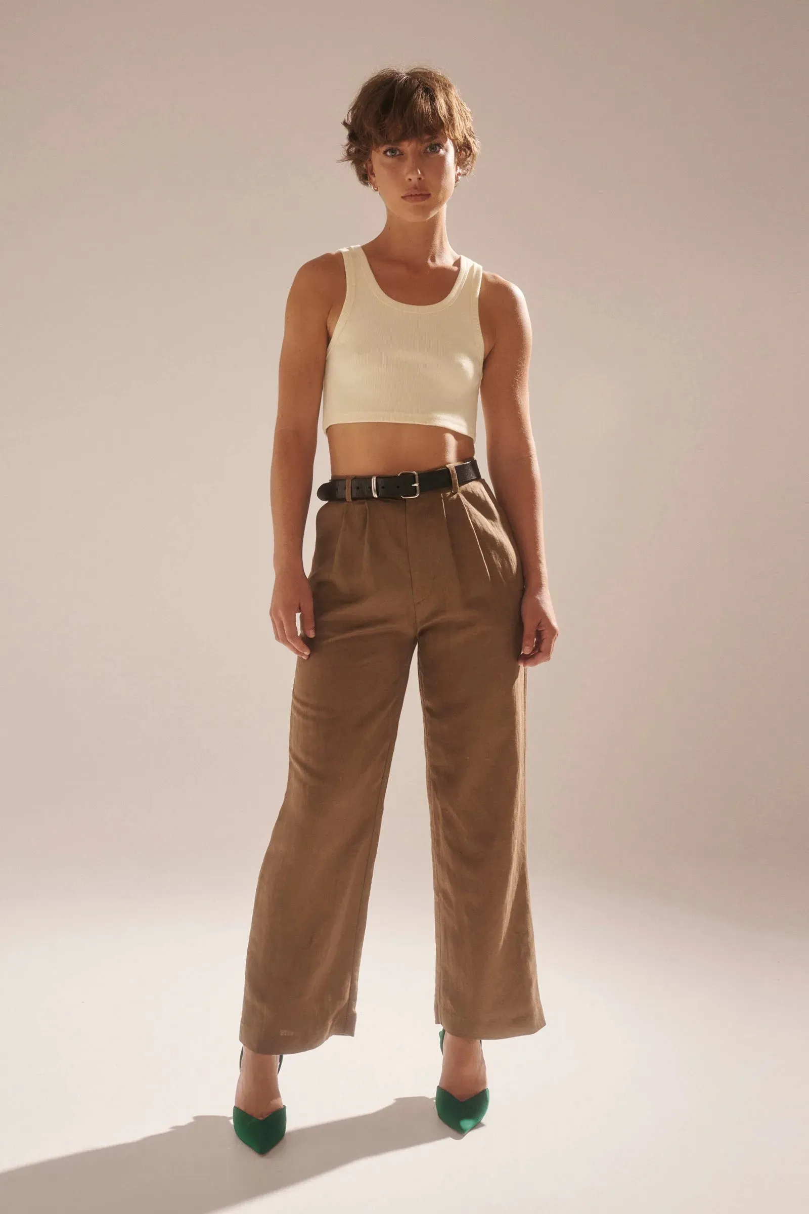 Rolla's 'Chloe Pleat Linen Pant' - Tobacco