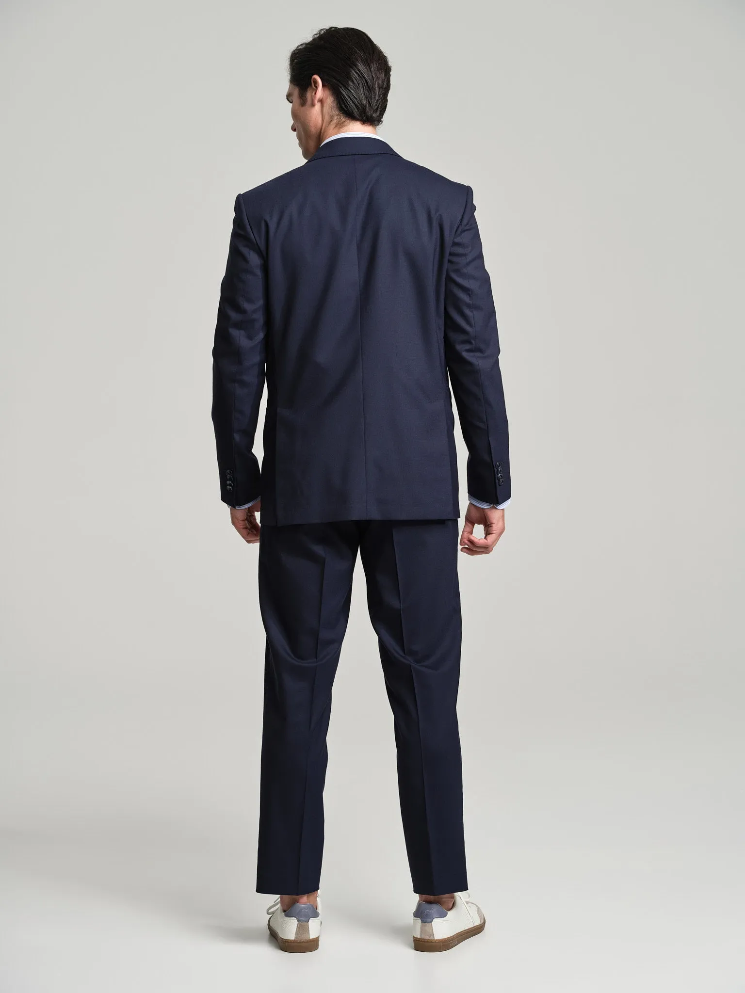 Slim fit K-Easy Travel prestige suit